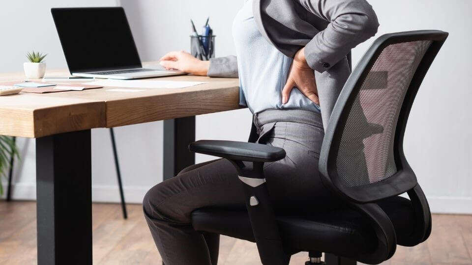 can-a-bad-office-chair-cause-hip-pain-what-s-the-fix-to-it